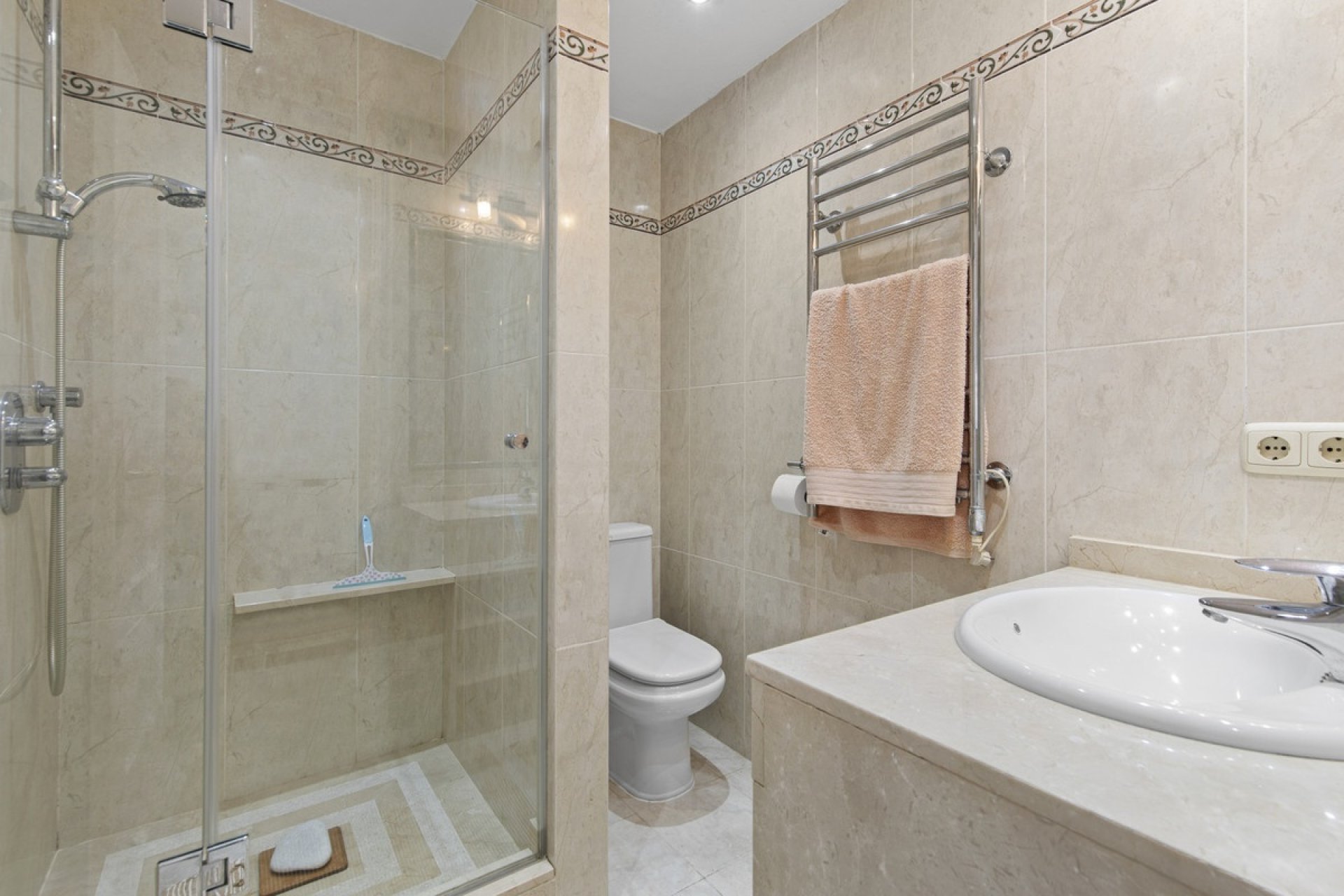 Wiederverkauf - Town house - Estepona - Estepona Centro
