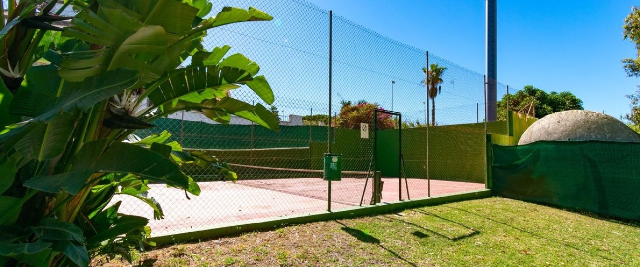 Wiederverkauf - Town house - Estepona - Estepona Centro