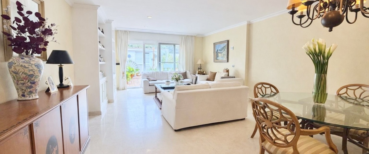 Wiederverkauf - Town house - Estepona - Estepona Centro