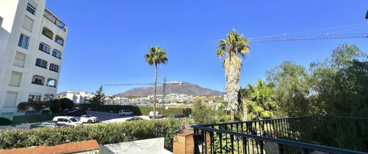 Wiederverkauf - Town house - Estepona - Estepona Centro
