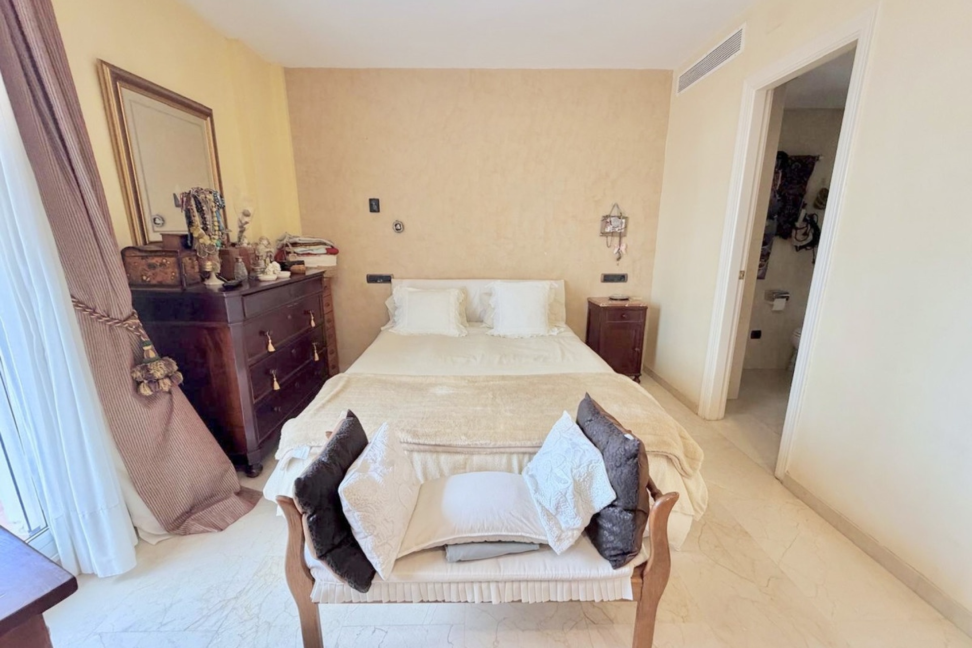 Wiederverkauf - Town house - Estepona - Estepona Centro