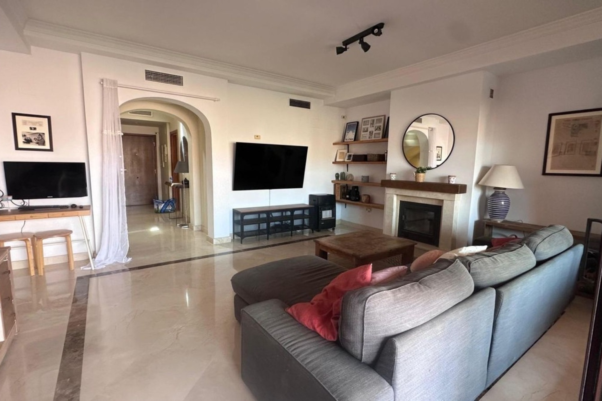 Wiederverkauf - Town house - Estepona - Estepona Centro