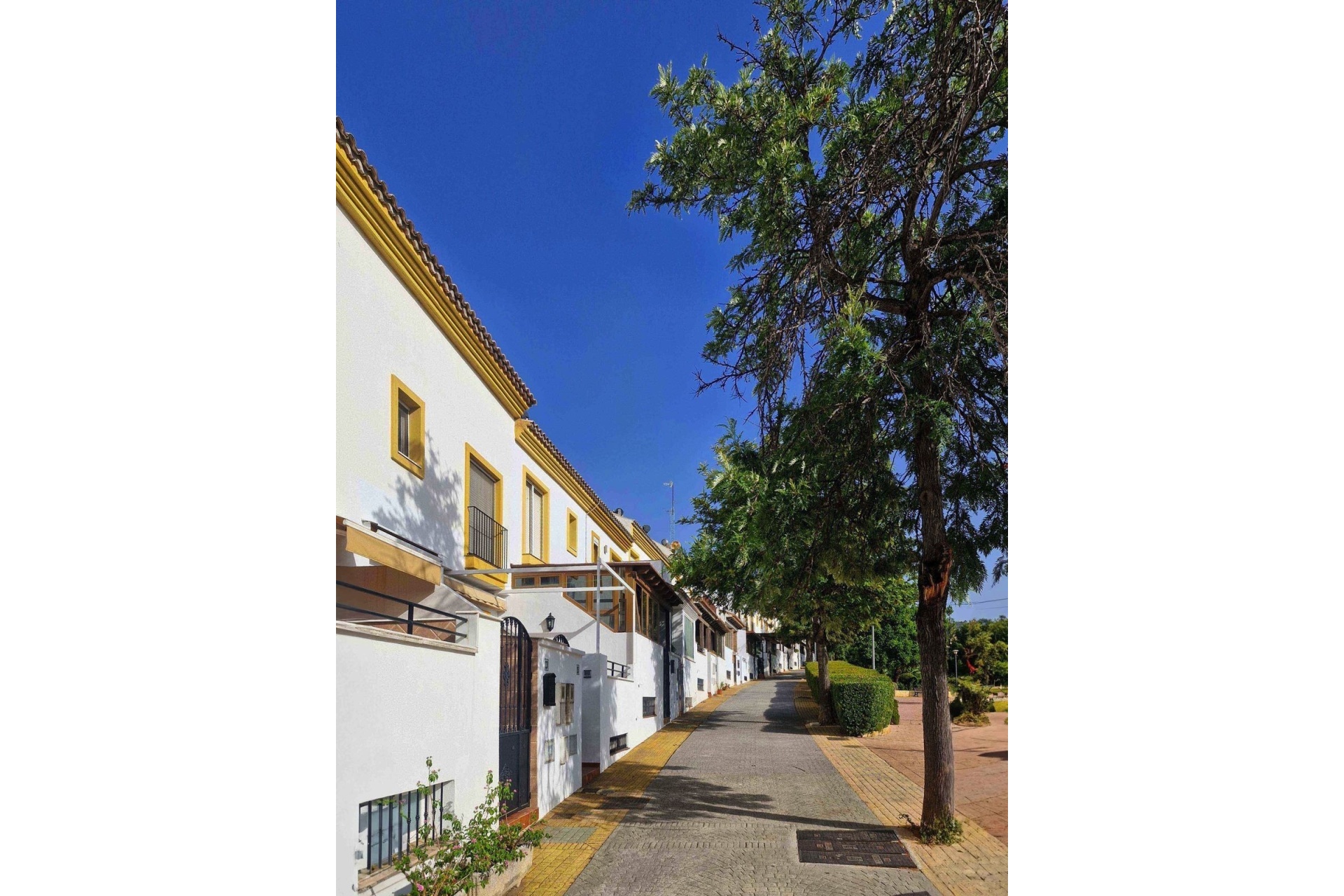 Wiederverkauf - Town house - Estepona - Estepona Centro