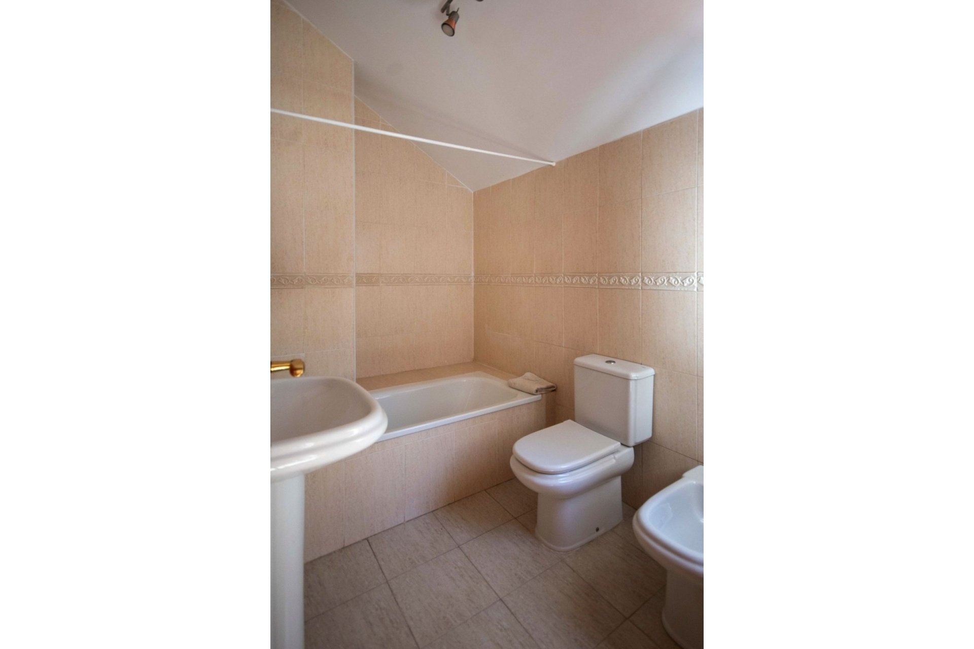 Wiederverkauf - Town house - Estepona - Estepona Centro