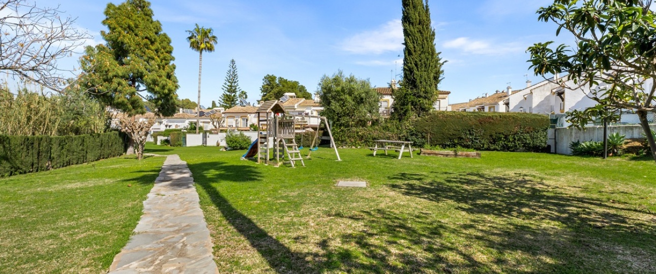 Wiederverkauf - Town house - Estepona - Estepona Centro