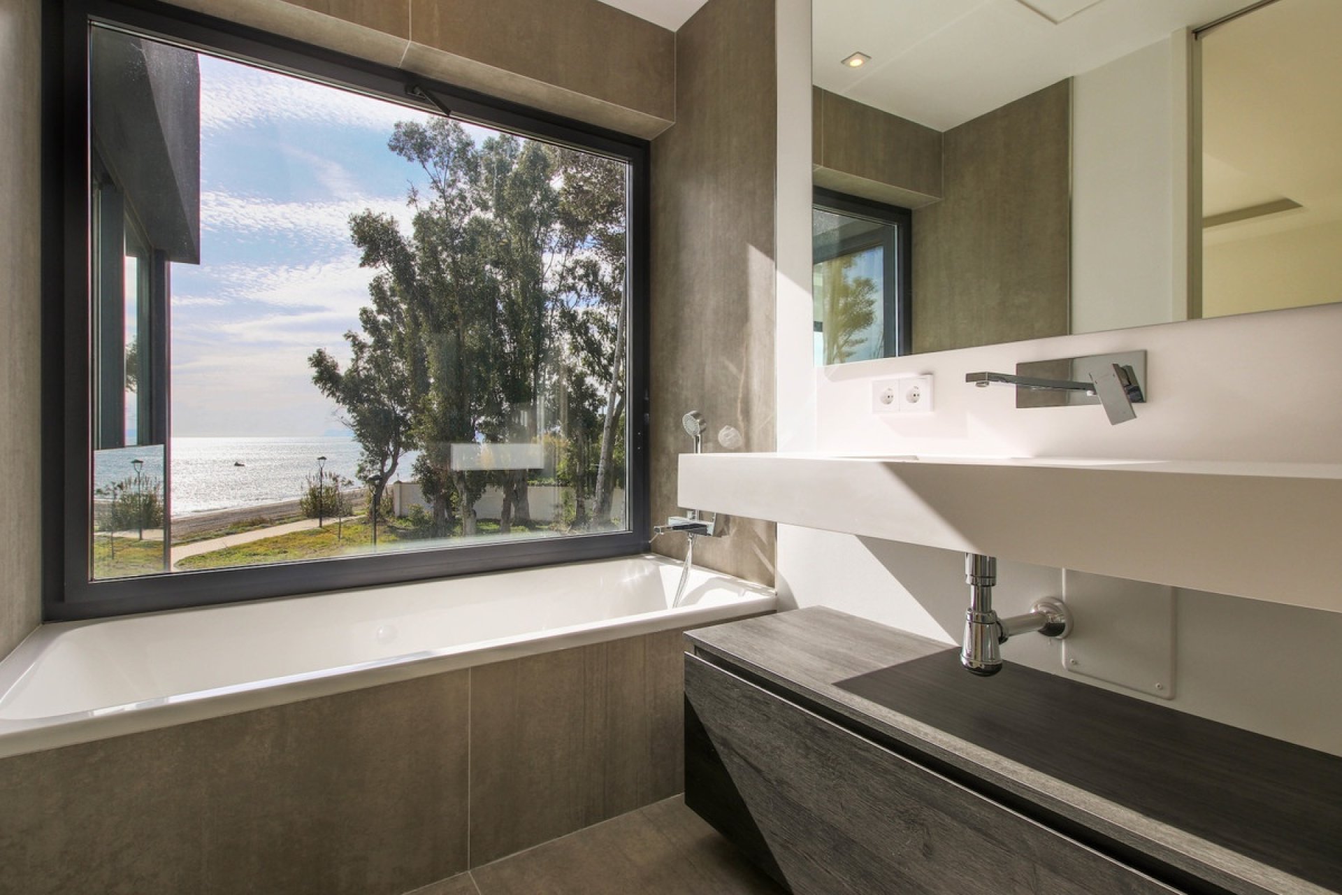 Wiederverkauf - Town house - Estepona - Estepona Centro