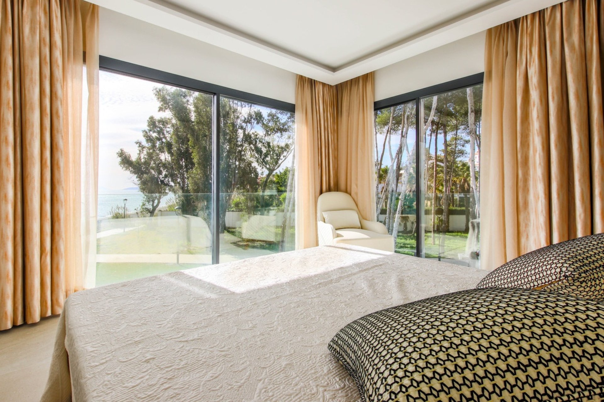 Wiederverkauf - Town house - Estepona - Estepona Centro