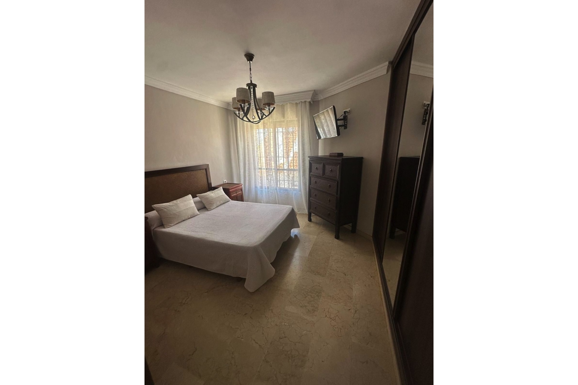 Wiederverkauf - Town house - Estepona - Estepona Centro