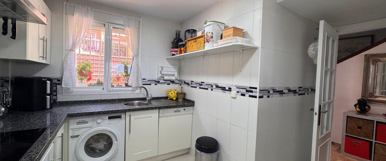 Wiederverkauf - Town house - Estepona - Estepona Centro