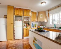 Wiederverkauf - Town house - Estepona - Estepona Centro