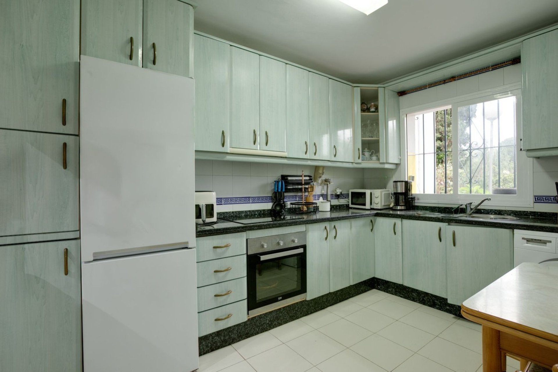Wiederverkauf - Town house - Estepona - Estepona Centro