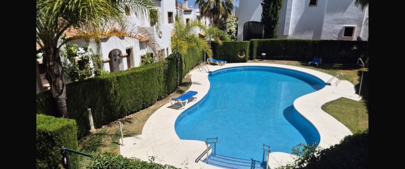 Wiederverkauf - Town house - Estepona - Estepona Centro