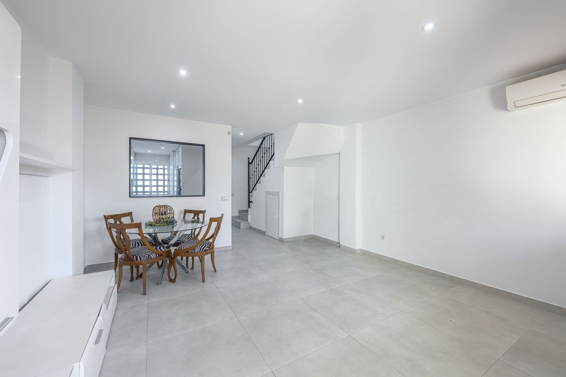 Wiederverkauf - Town house - Estepona - Estepona Centro