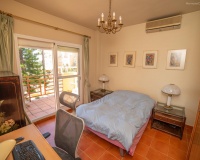 Wiederverkauf - Town house - Estepona - Estepona Centro