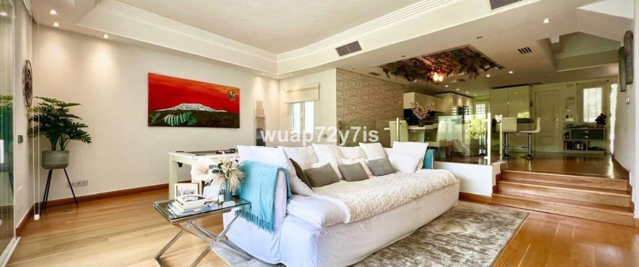 Wiederverkauf - Town house - Estepona - Estepona Centro