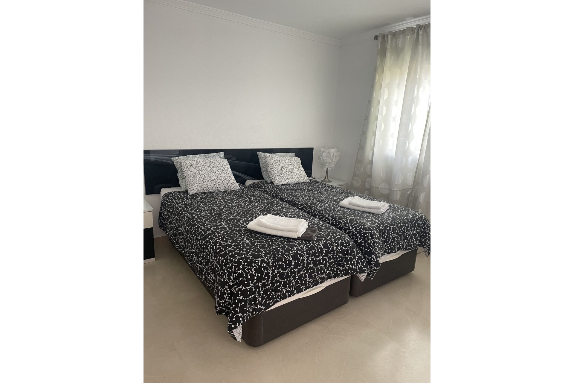 Wiederverkauf - Town house - Estepona - Estepona Centro