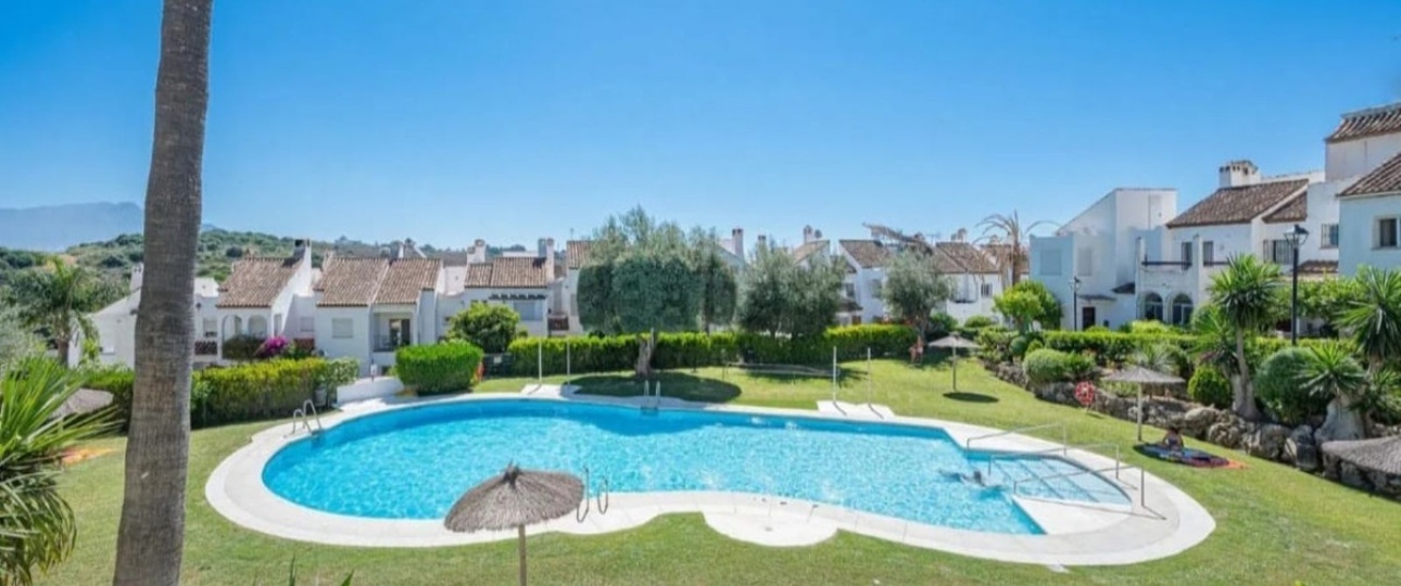 Wiederverkauf - Town house - Estepona - Estepona Centro