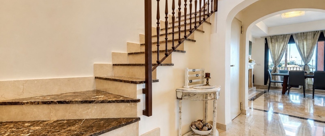 Wiederverkauf - Town house - Estepona - Estepona Centro