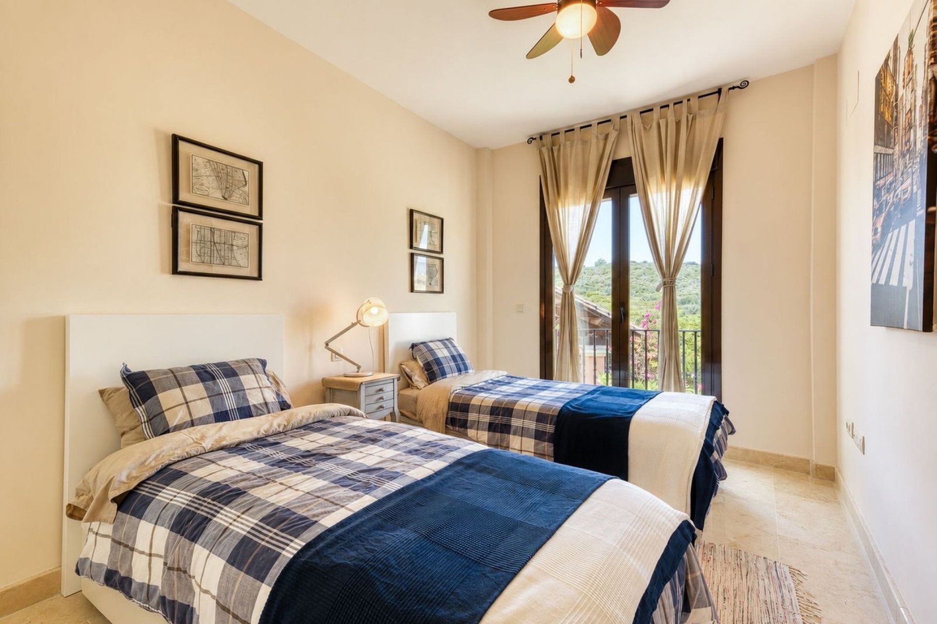 Wiederverkauf - Town house - Estepona - Estepona Centro