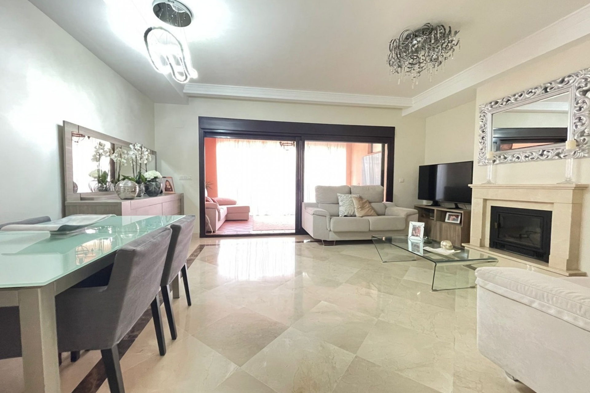 Wiederverkauf - Town house - Estepona - Estepona Centro