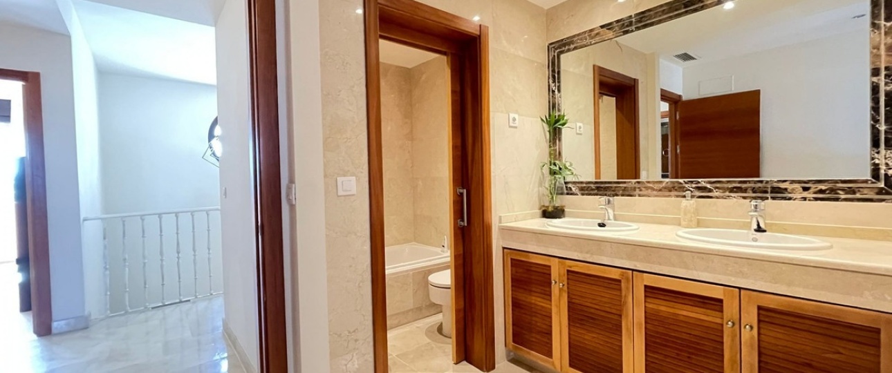 Wiederverkauf - Town house - Estepona - Estepona Centro