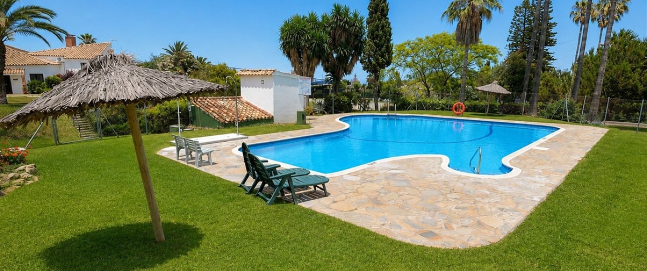 Wiederverkauf - Town house - Estepona - Estepona Centro