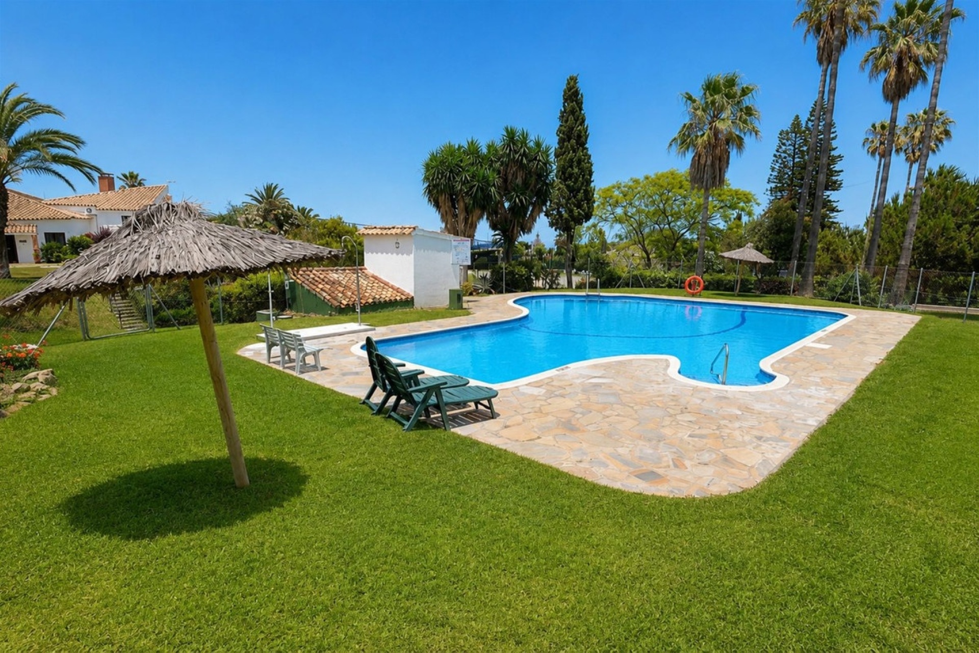 Wiederverkauf - Town house - Estepona - Estepona Centro