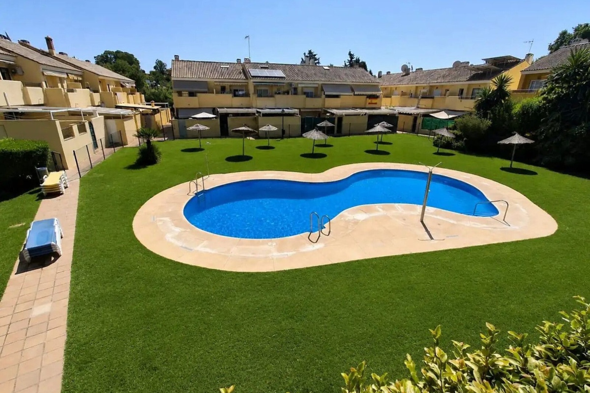 Wiederverkauf - Town house - Estepona - Estepona Centro