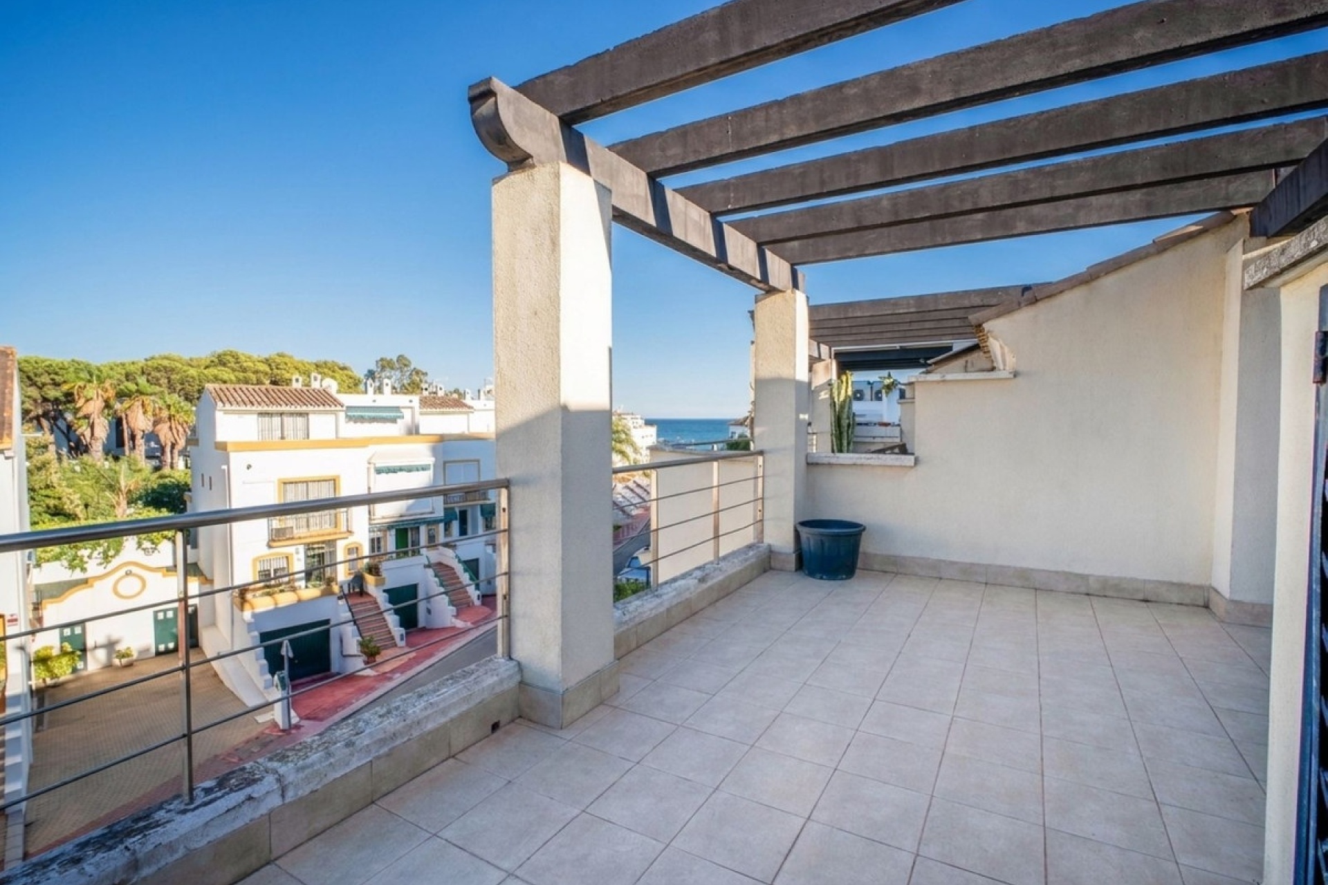 Wiederverkauf - Town house - Estepona - Estepona Centro