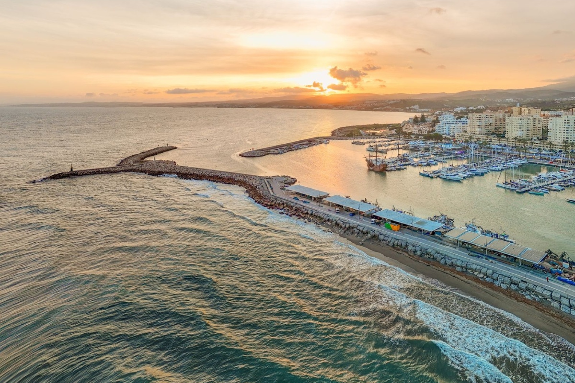 Wiederverkauf - Town house - Estepona - Estepona Centro