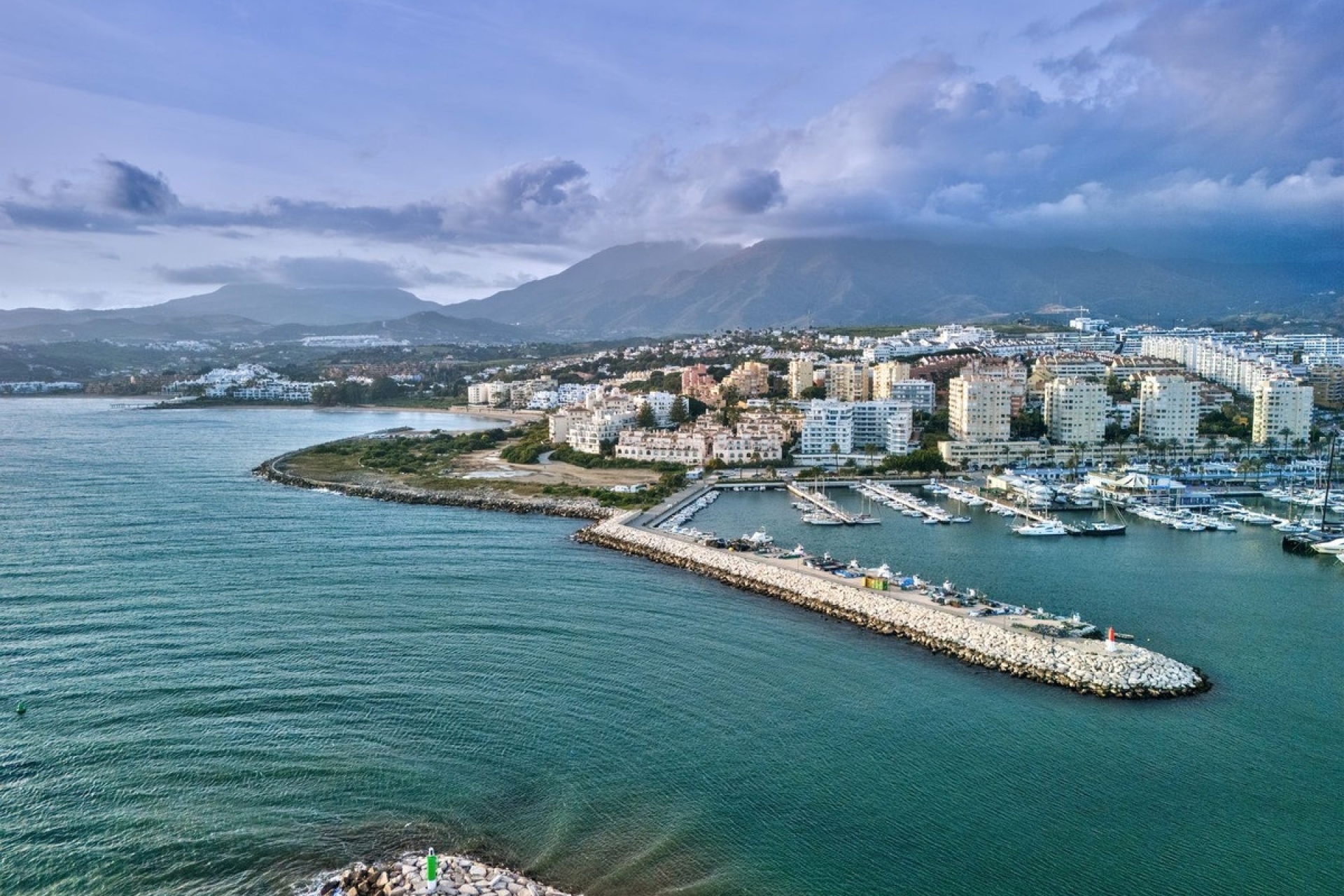 Wiederverkauf - Town house - Estepona - Estepona Centro