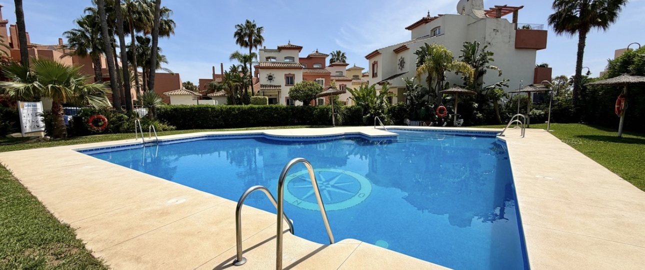 Wiederverkauf - Town house - Estepona - Estepona Centro
