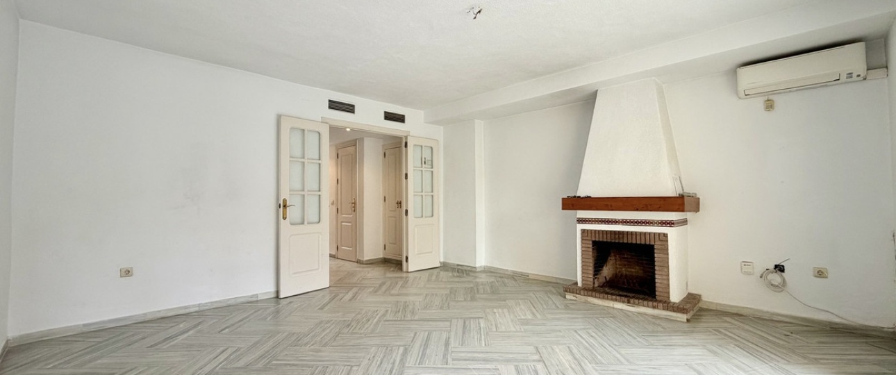 Wiederverkauf - Town house - Estepona - Estepona Centro