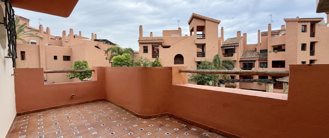 Wiederverkauf - Town house - Estepona - Estepona Centro