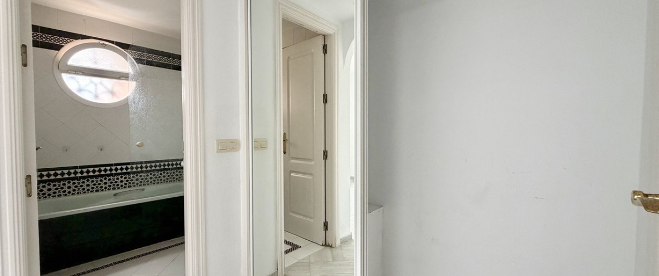 Wiederverkauf - Town house - Estepona - Estepona Centro
