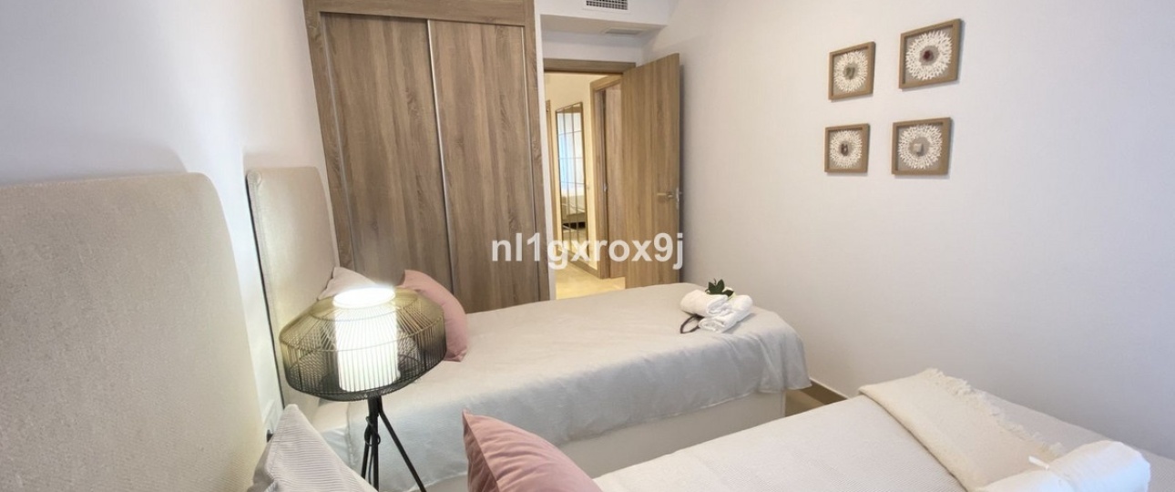 Wiederverkauf - Town house - Estepona - Estepona Centro
