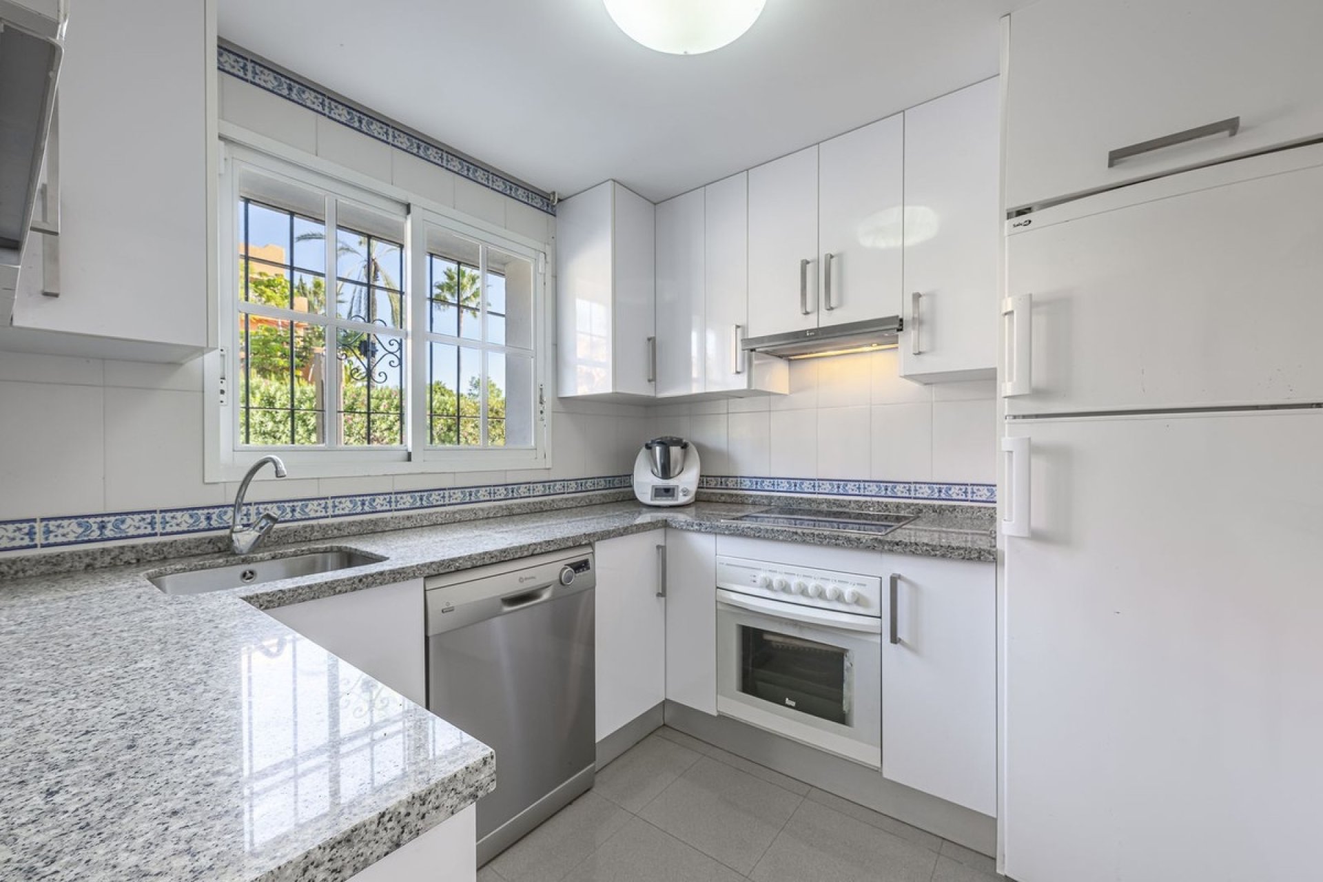 Wiederverkauf - Town house - Estepona - Estepona Centro