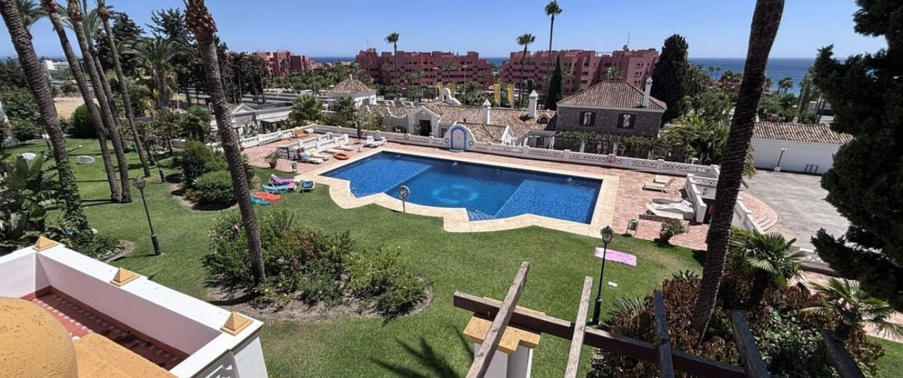 Wiederverkauf - Town house - Estepona - Estepona Centro