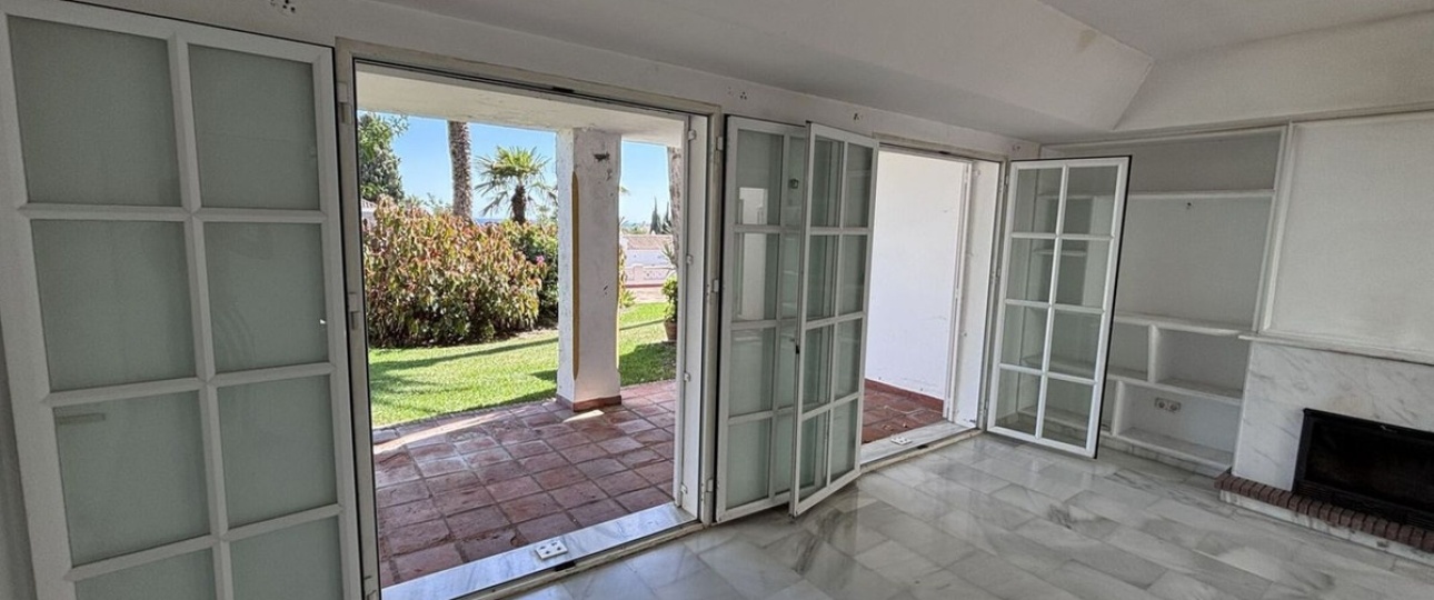 Wiederverkauf - Town house - Estepona - Estepona Centro