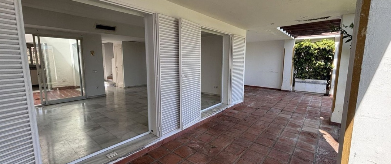 Wiederverkauf - Town house - Estepona - Estepona Centro