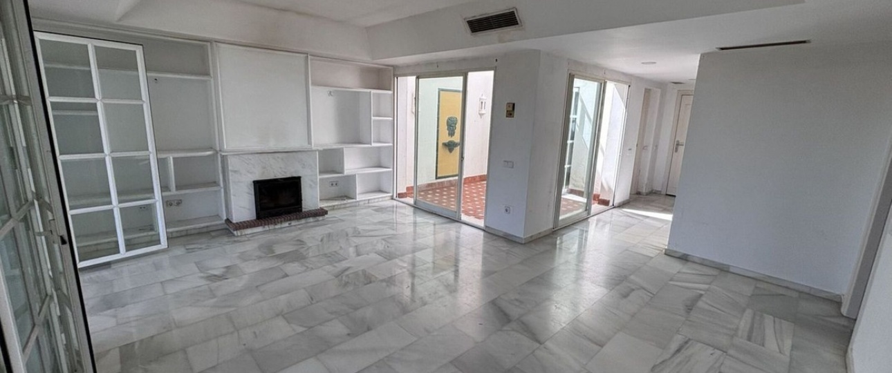 Wiederverkauf - Town house - Estepona - Estepona Centro