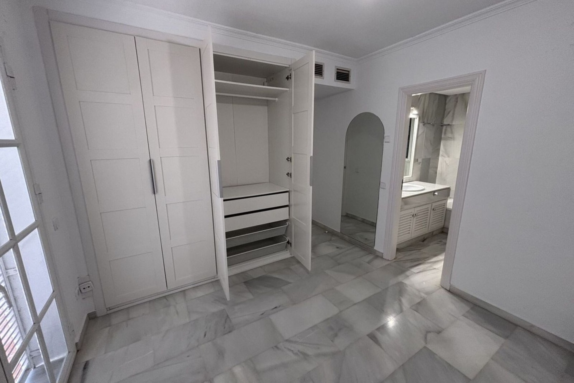Wiederverkauf - Town house - Estepona - Estepona Centro