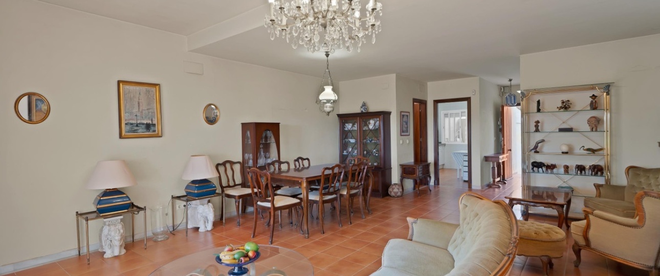 Wiederverkauf - Town house - Estepona - Estepona Centro