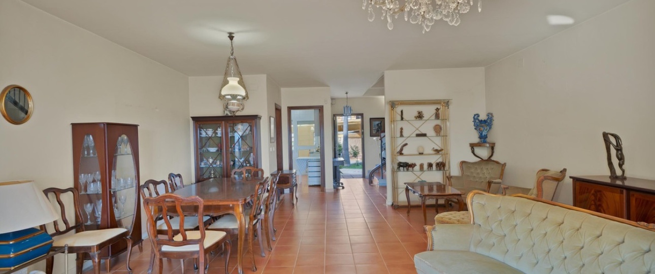 Wiederverkauf - Town house - Estepona - Estepona Centro
