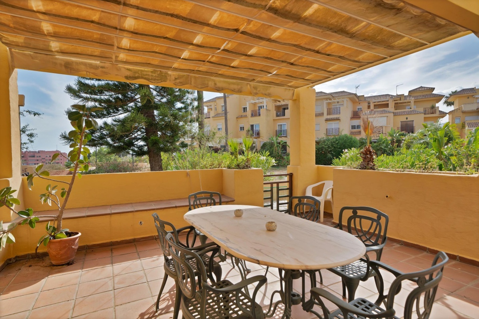 Wiederverkauf - Town house - Estepona - Estepona Centro