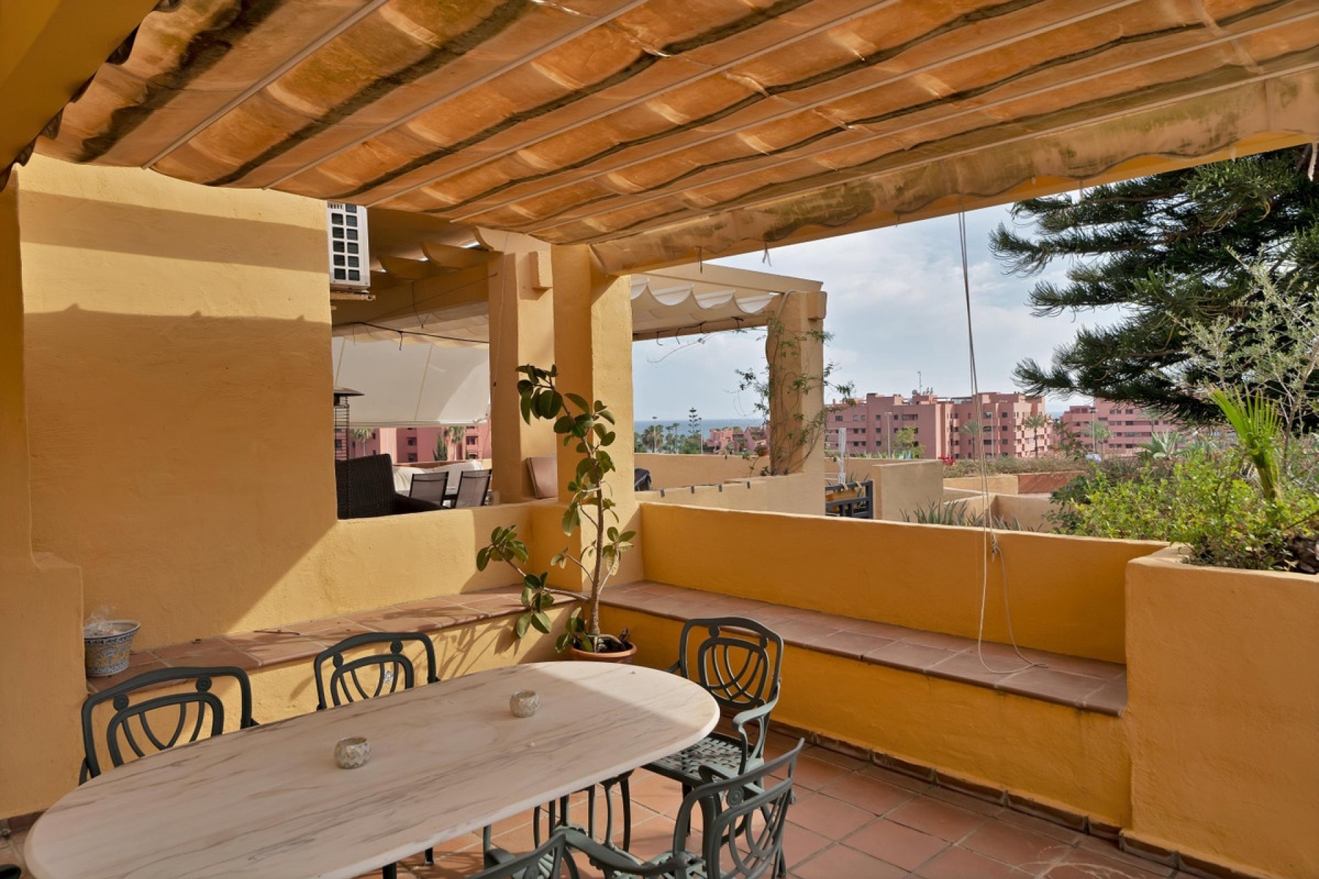 Wiederverkauf - Town house - Estepona - Estepona Centro