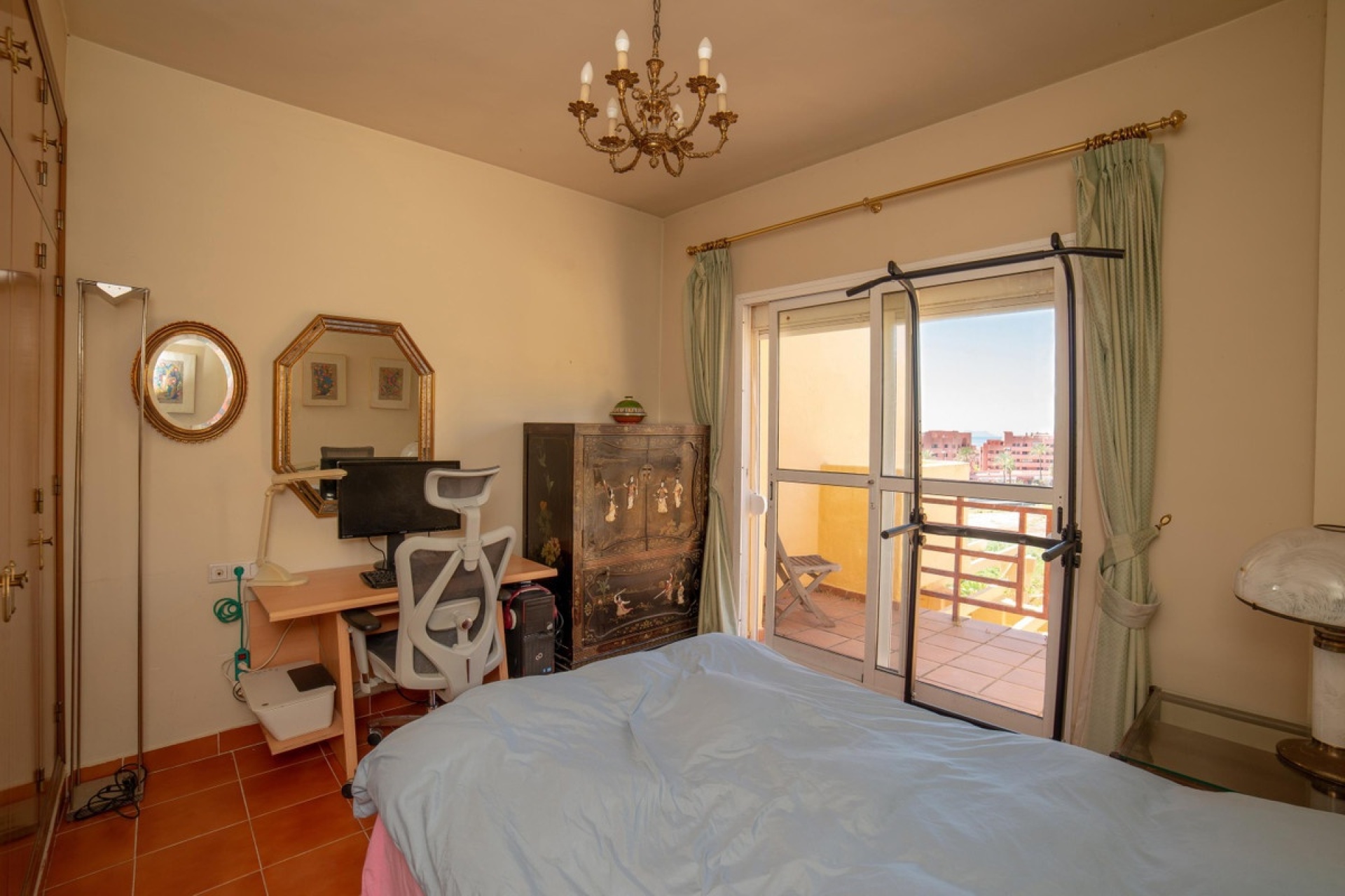 Wiederverkauf - Town house - Estepona - Estepona Centro