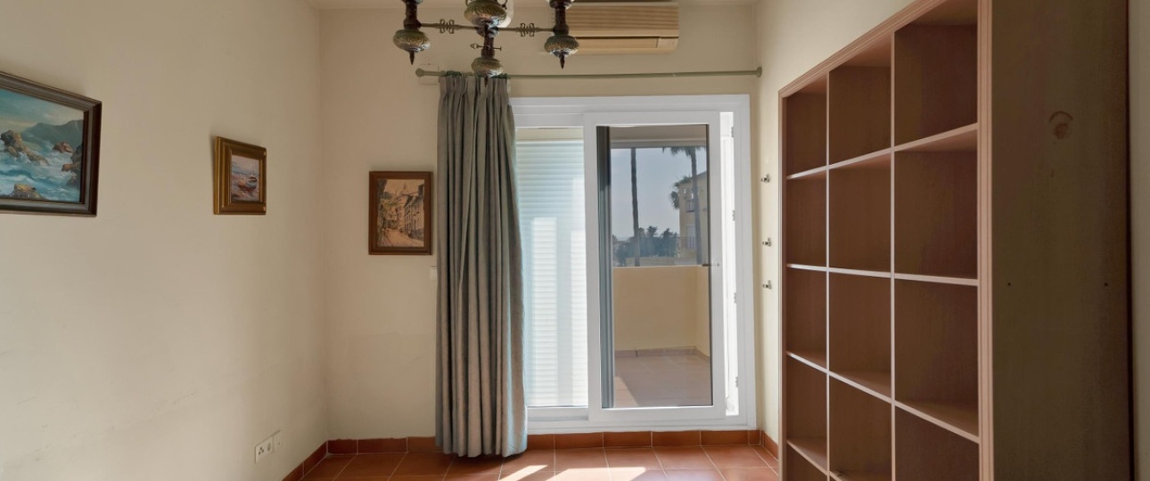 Wiederverkauf - Town house - Estepona - Estepona Centro