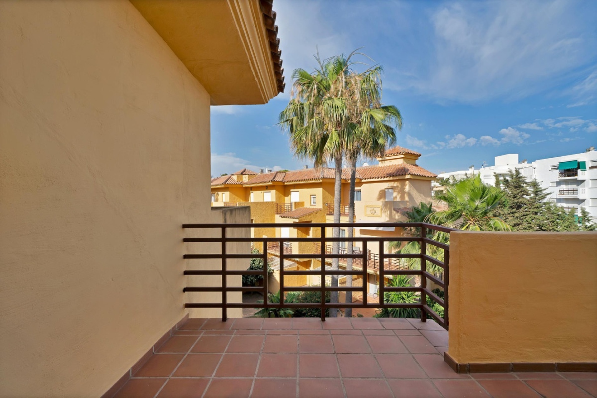 Wiederverkauf - Town house - Estepona - Estepona Centro