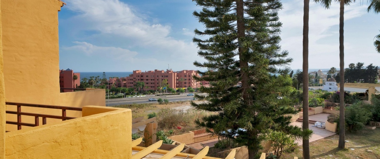 Wiederverkauf - Town house - Estepona - Estepona Centro